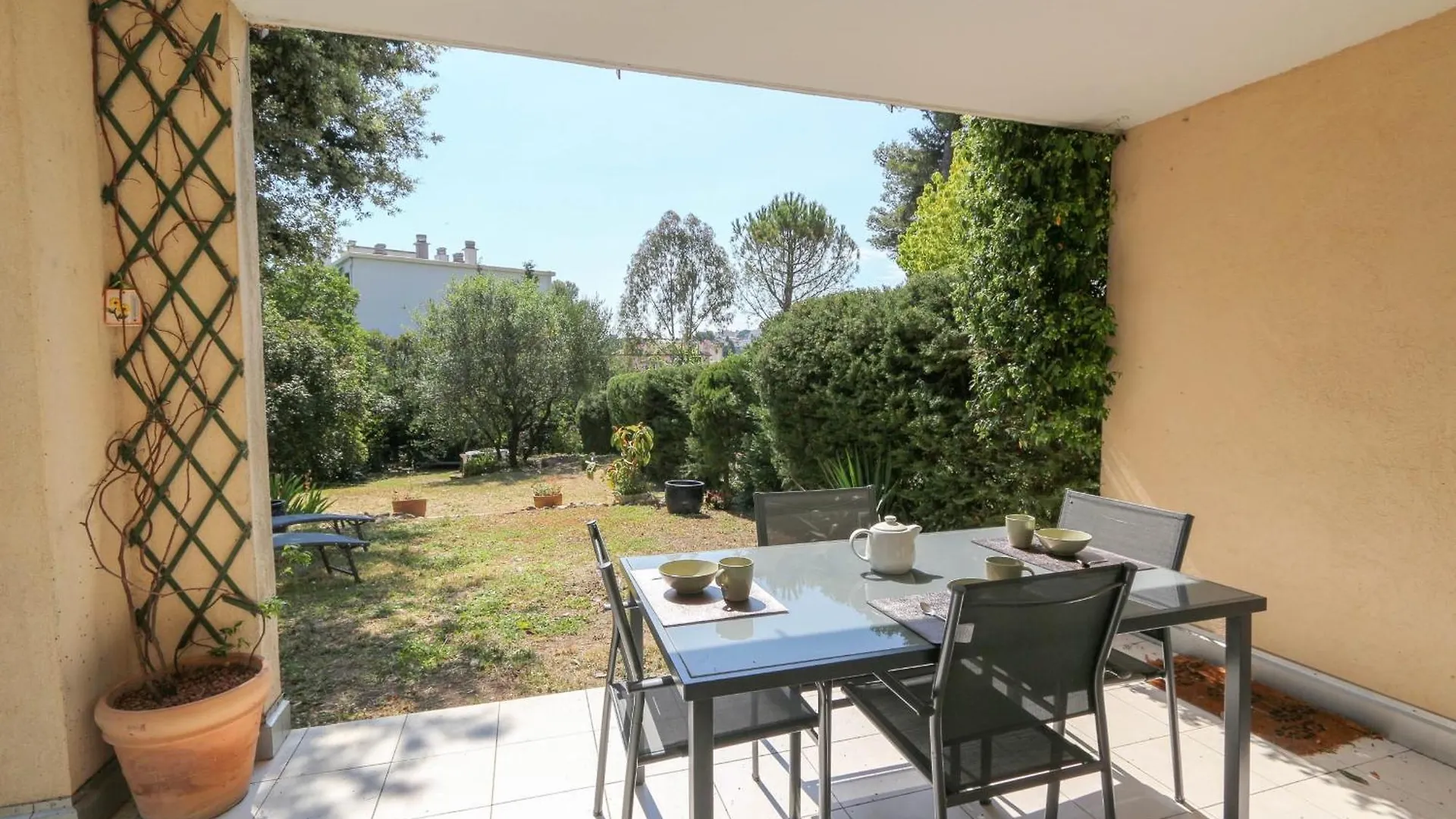 Apartment Charming & Bright Flat With Ac Garden 300M And Closed Garage - Benakey Cannes
