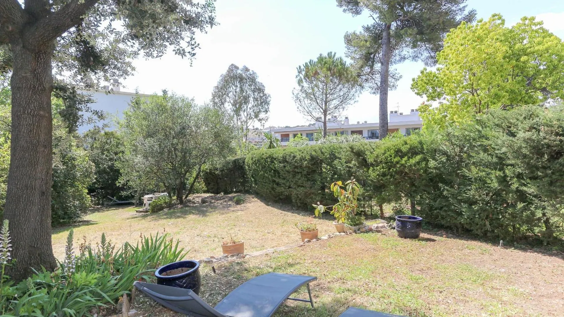 Charming & Bright Flat With Ac Garden 300M And Closed Garage - Benakey Cannes