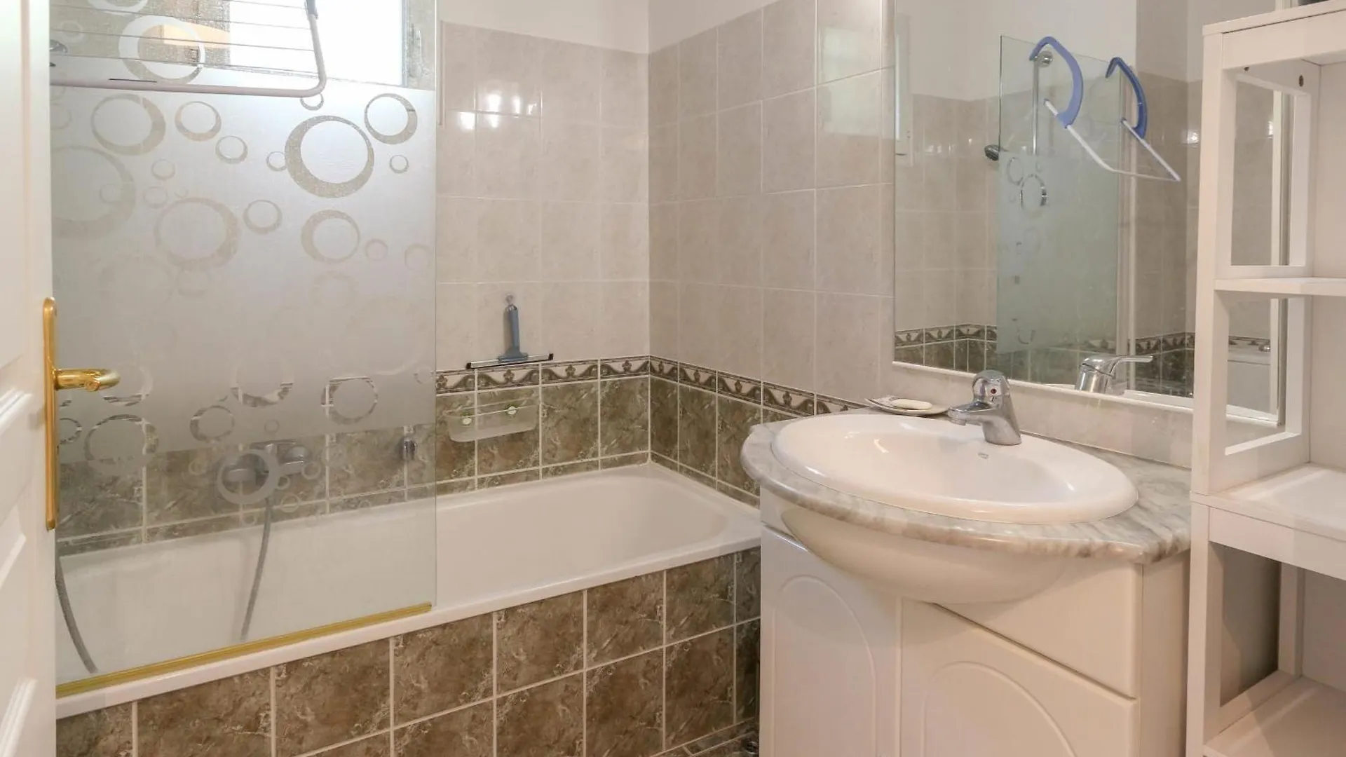 Charming & Bright Flat With Ac Garden 300M And Closed Garage - Benakey Cannes Frankrike