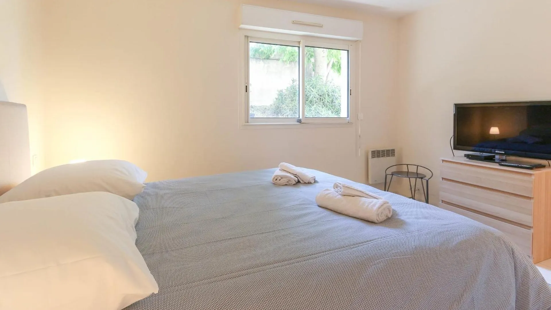 Lägenhet Charming & Bright Flat With Ac Garden 300M And Closed Garage - Benakey Cannes